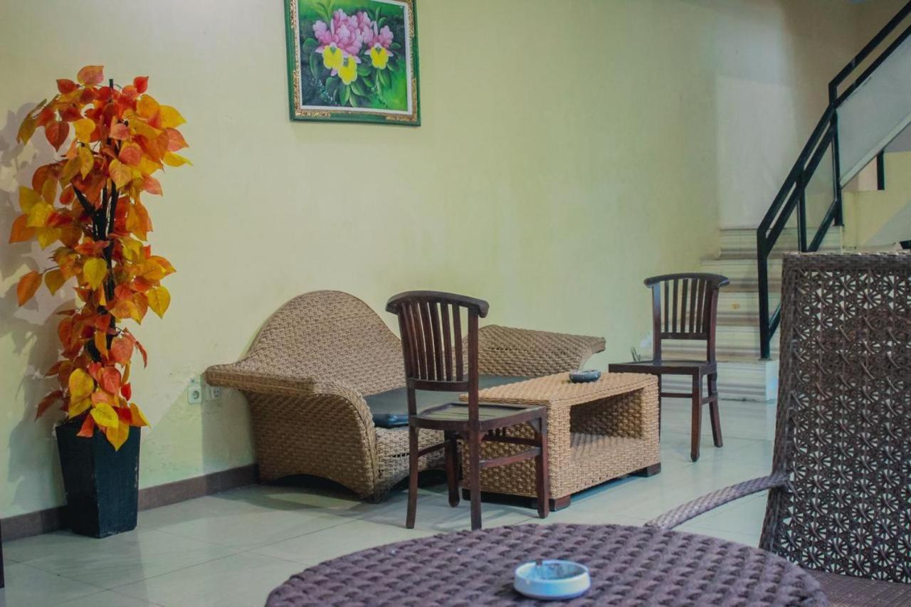 Dedy Beach Inn Kuta Lombok Exterior foto