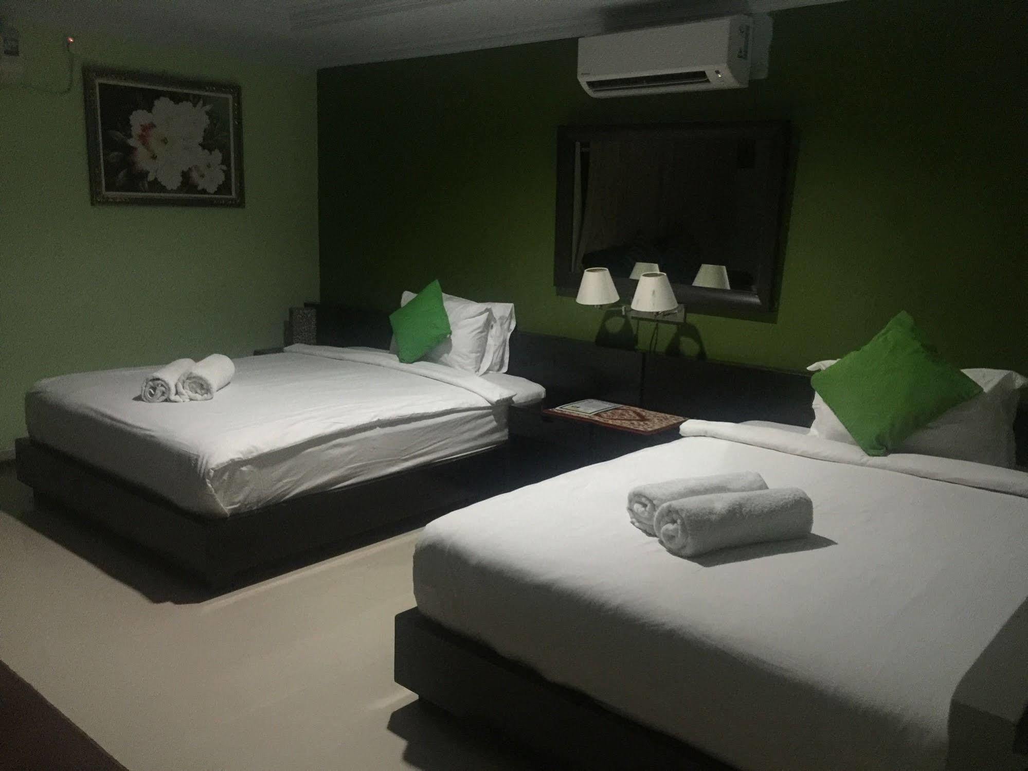 Dedy Beach Inn Kuta Lombok Exterior foto
